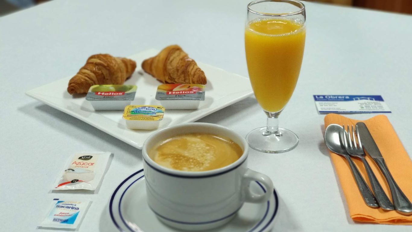 Desayuno | Pension La Obrera Santiago de la Ribera